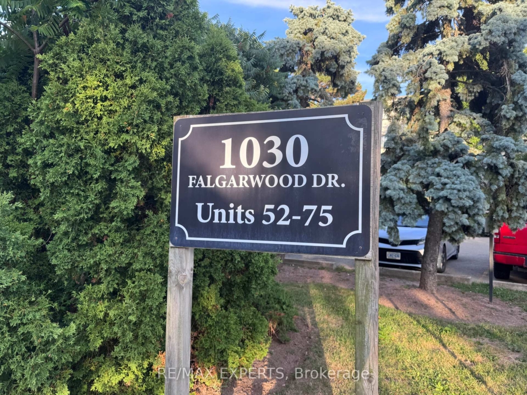 W12369558